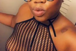 extra Wet Milf**Outcalls Only*** - Image 11