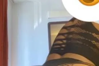 Fat wet chocolate pussy😏🍫 - Image 2